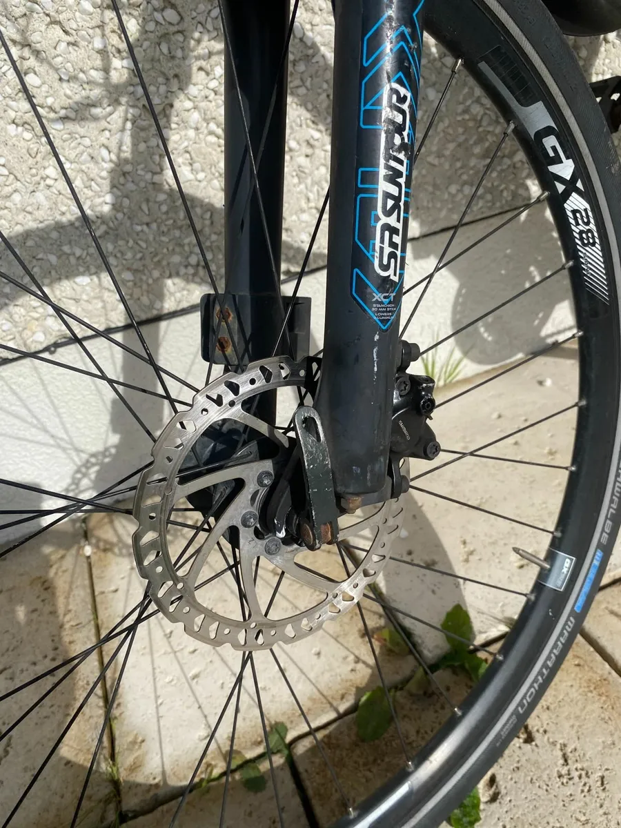 GIANT ELECTRIC EBIKE. NEW Battery, Key & charger. - Image 3