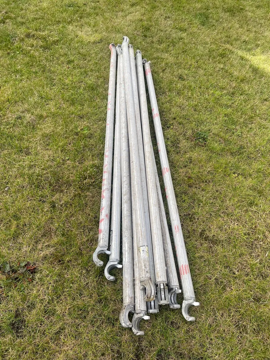 Mobile Aluminium Scaffolding Tower - Image 2