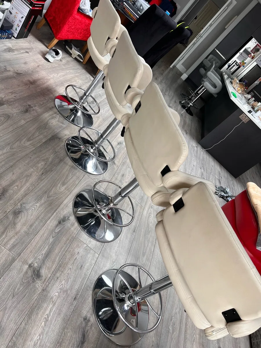 Kitchen stools - Image 2