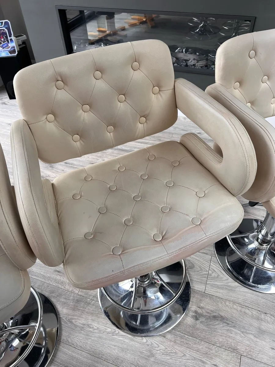 Kitchen stools - Image 3