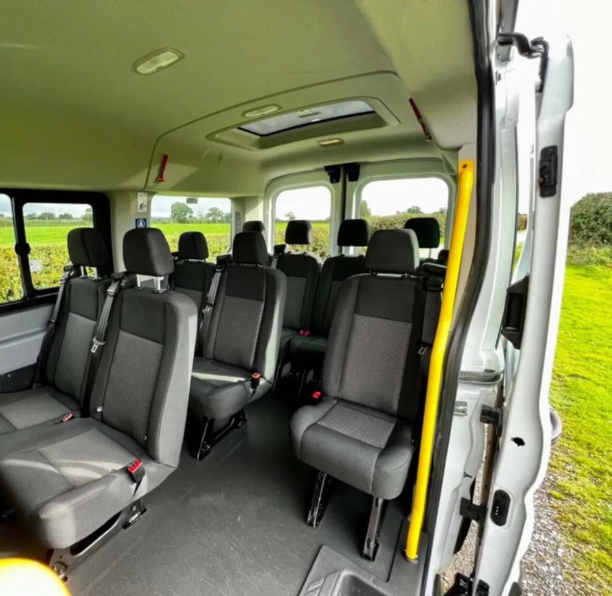 Ford Transit minibus  2017 12 seater - Image 2