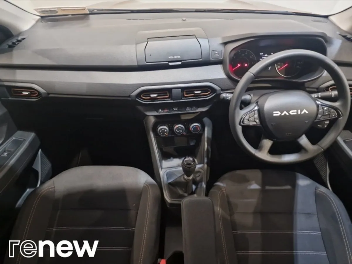 Dacia Sandero Stepway TCe 90 Stepway Essential - Image 3