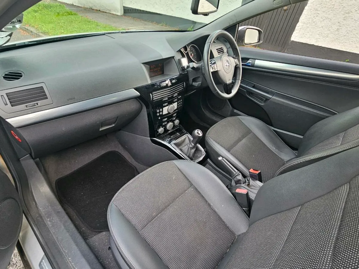 2007 OPEL ASTRA - GTC - 1.4 PETROL - Image 3