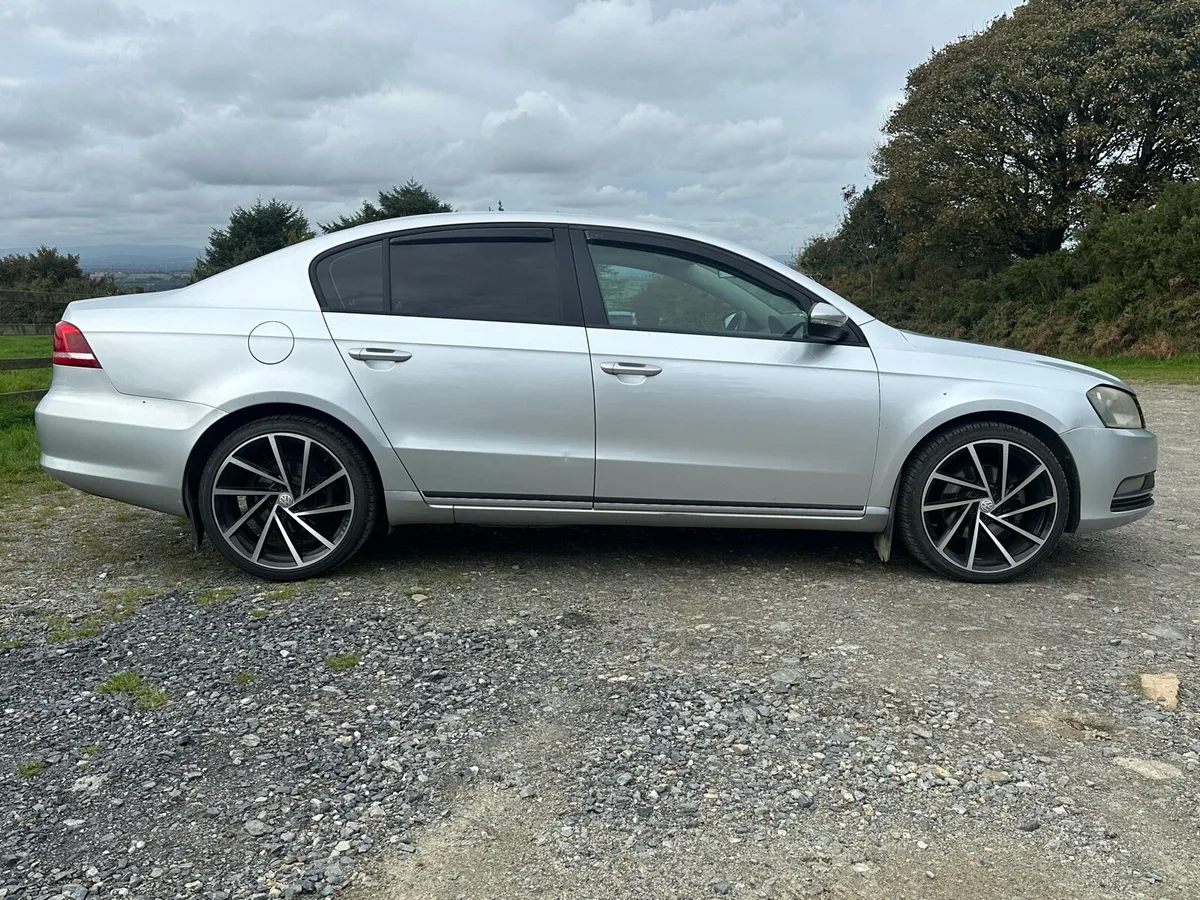 11 VW Passat 1.6 BM with NCT & Serviced - Image 4
