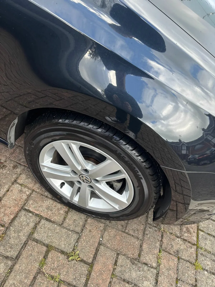 Volkswagen Polo 2014 - Image 2