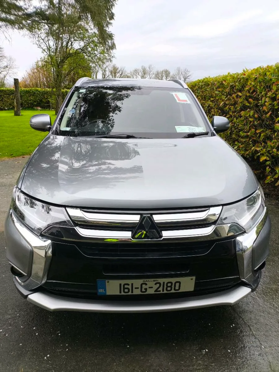 161 Mitsubishi Outlander 2.3d - Image 1