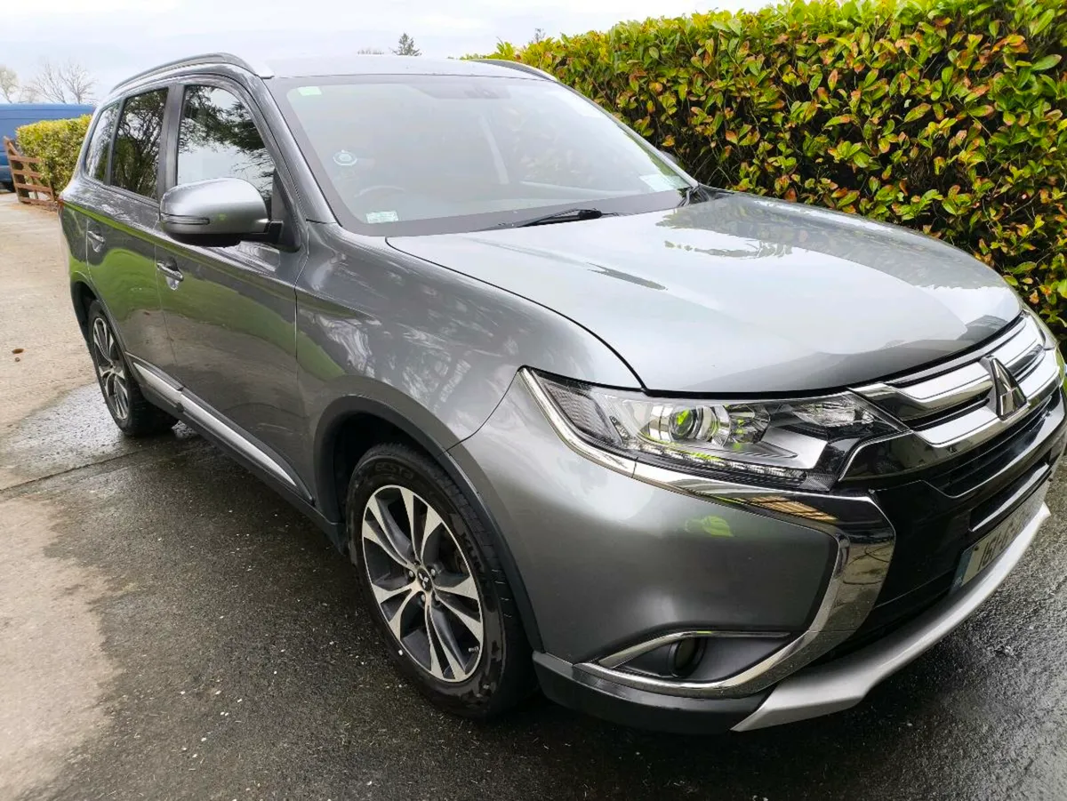 161 Mitsubishi Outlander 2.3d - Image 2