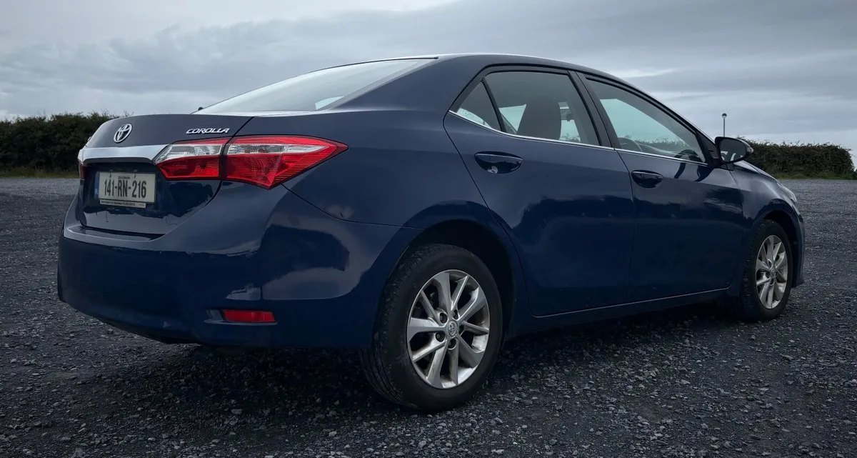 Toyota Corolla 2014 - Image 3
