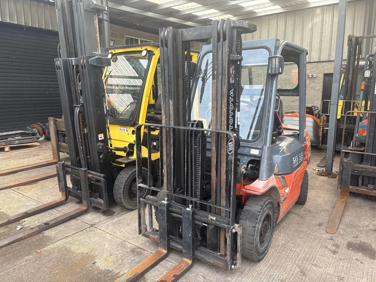 Forklifts large range of diesels - Image 3