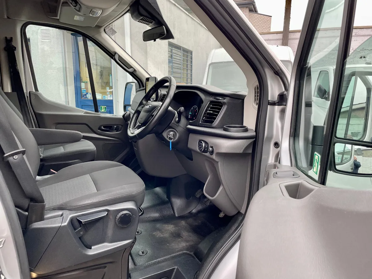 Ford Transit 460 Trend 2.0TDCI 170PS 17 Seat,2020 - Image 3