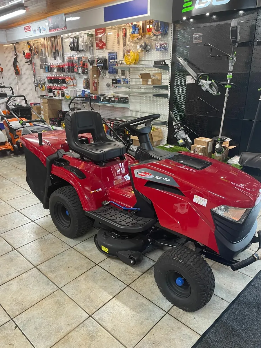 Castelgarden XDC150E Tractor Mower - Image 1