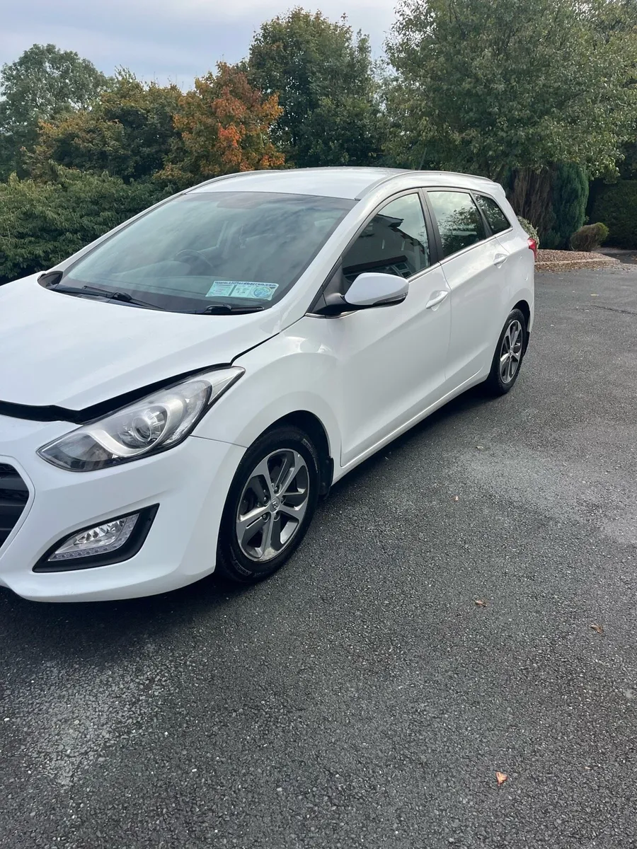 172 Hyundai i30 1.6 Diesel Low KM - Image 3