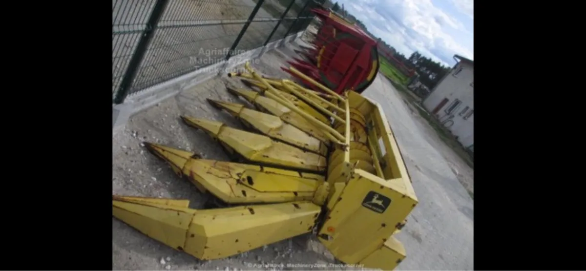 Maize header for John Deere 6000 series wanted