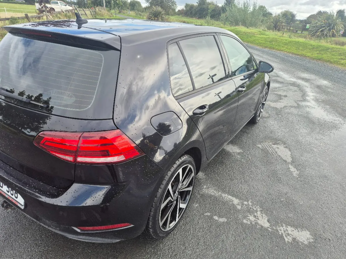 192 Volkswagen Golf TRENDLINE 1.6 TDI - Image 4