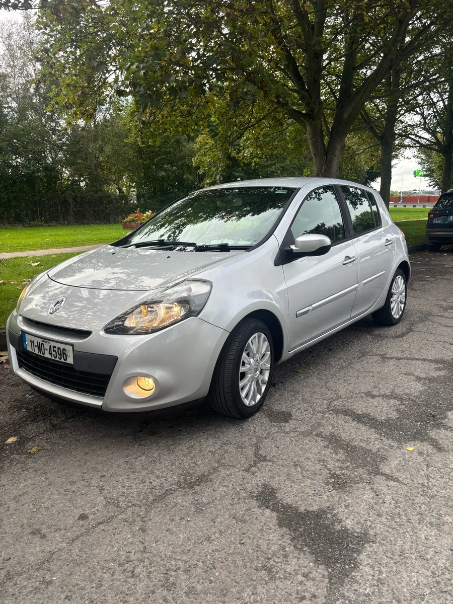 Clio 1.1 Low mileage - Image 2