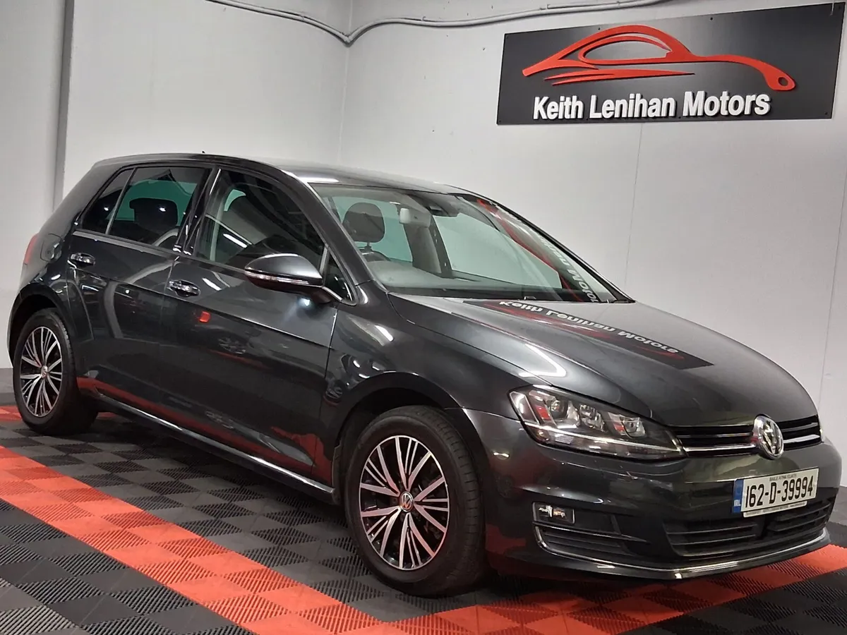 2016 Volkswagen Golf **AUTO - LOW KLMS** - Image 1