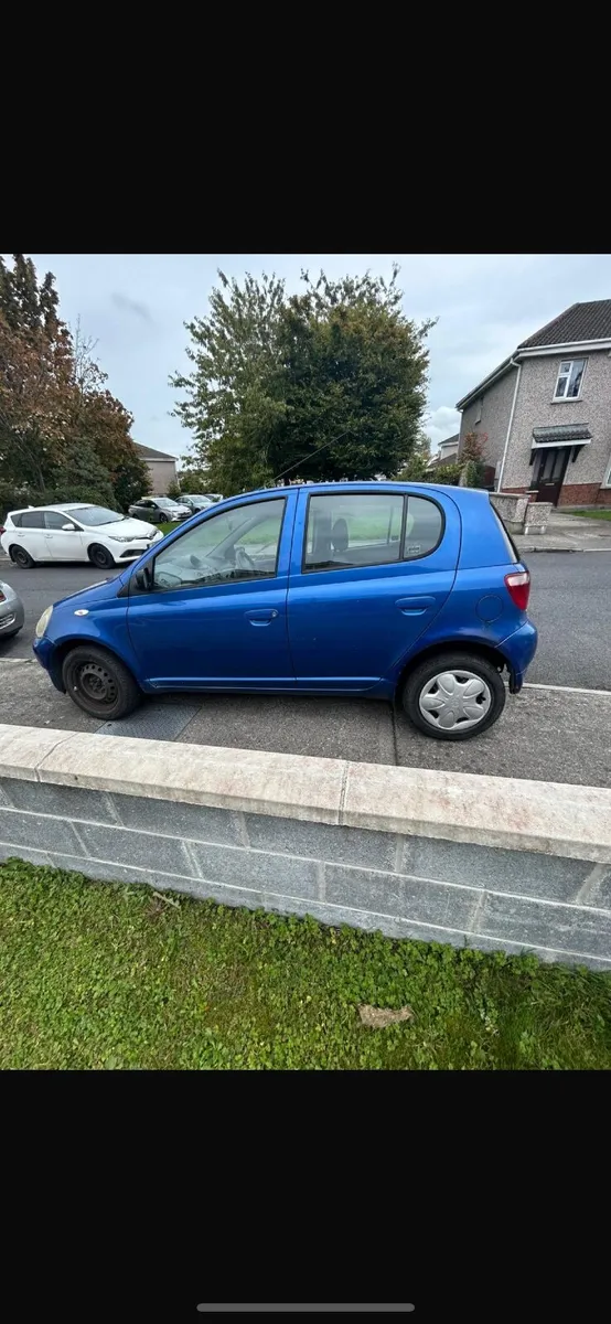 Toyota Yaris 2003 - Image 4
