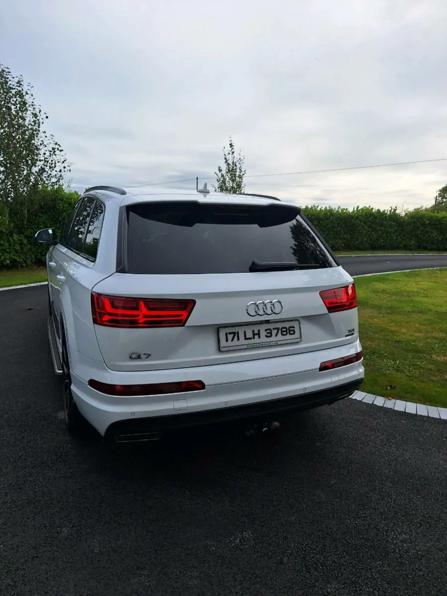 Audi q7 s line 272 bhp 7 seats - Image 4
