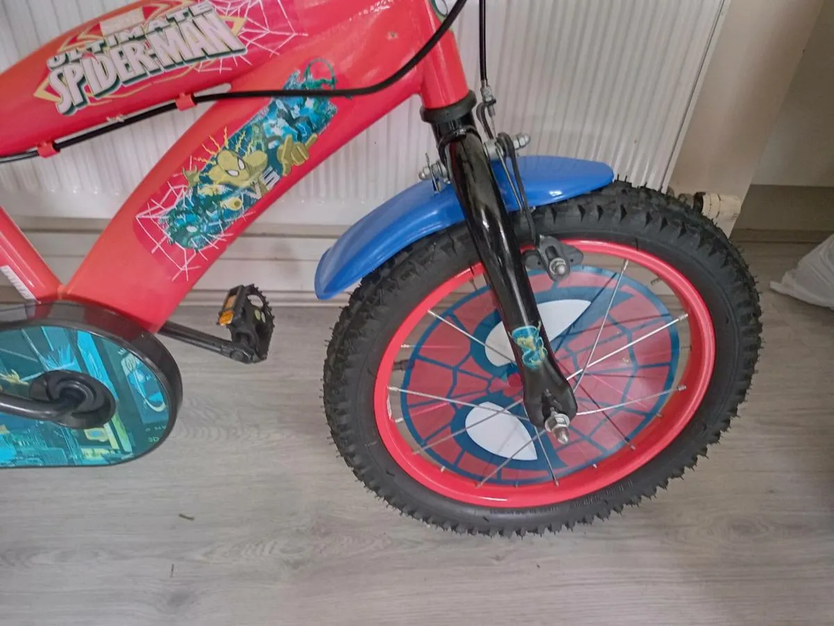 Kids spider man bike size 16 inch wheels - Image 4