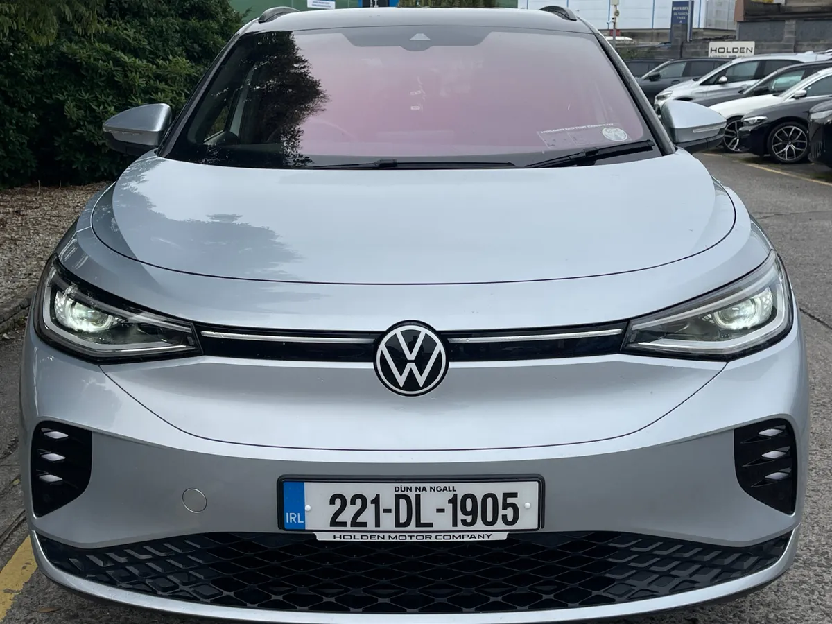 2022 Volkswagen ID.4..LOW MILES..GTX VERSION - Image 4