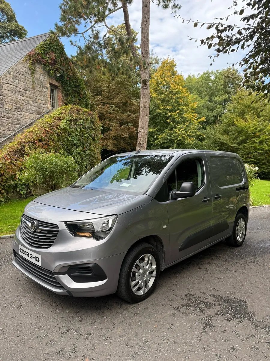 Vauxhall Combo 2000 Sportive S/S - Image 3