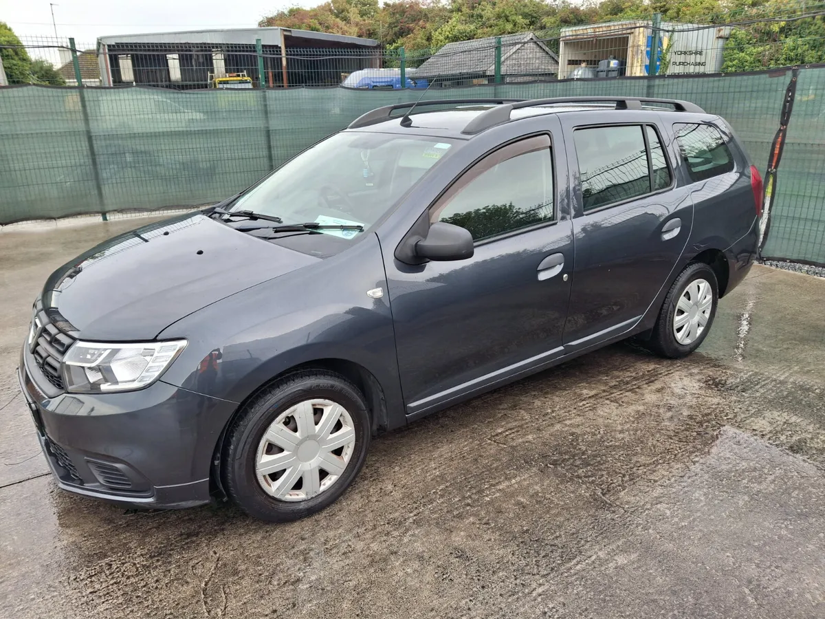 2018 Dacia Logan Alternative very light damage - Image 2
