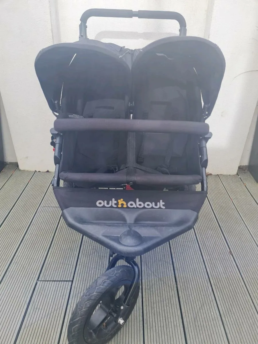 Out N about double pram - Image 3