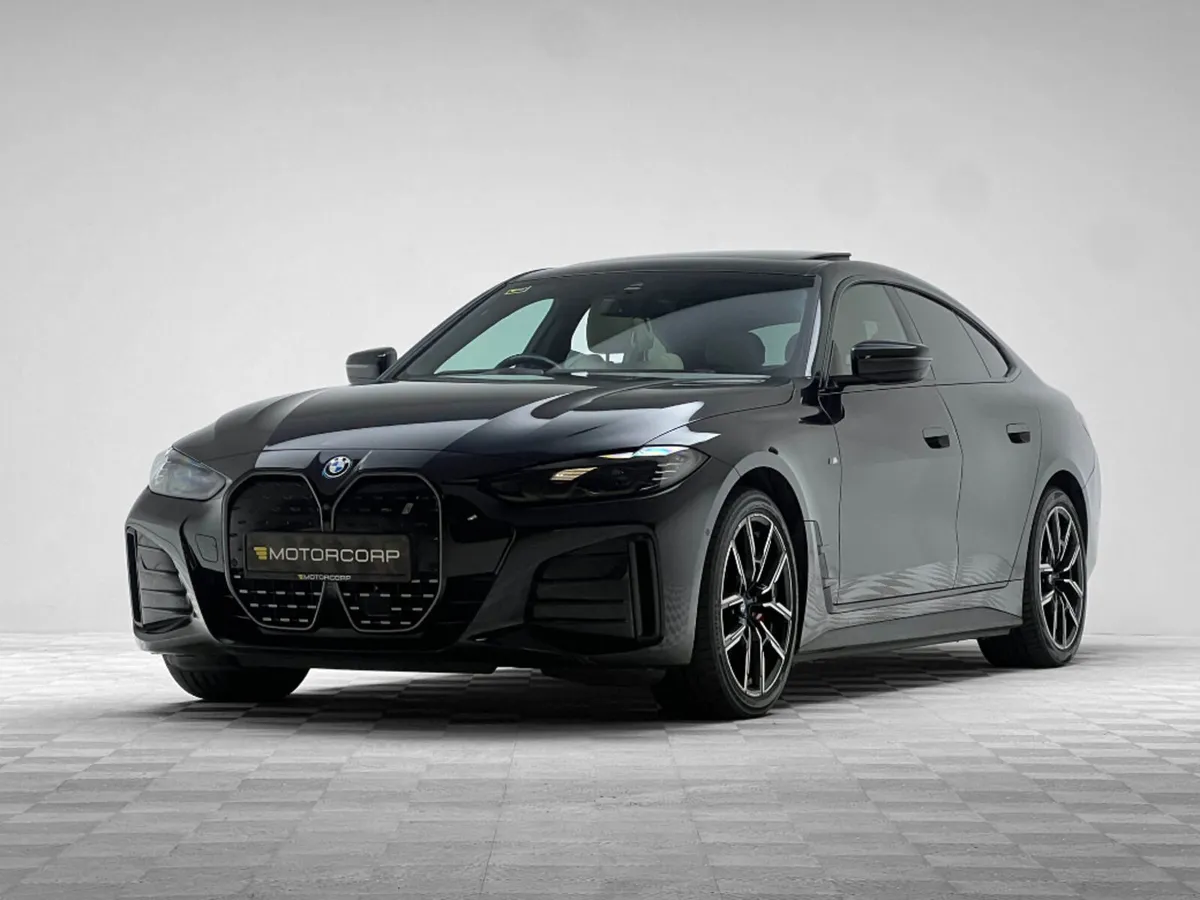 BMW i4 40 M SPORT EDRIVE *SUNROOF* - Image 3