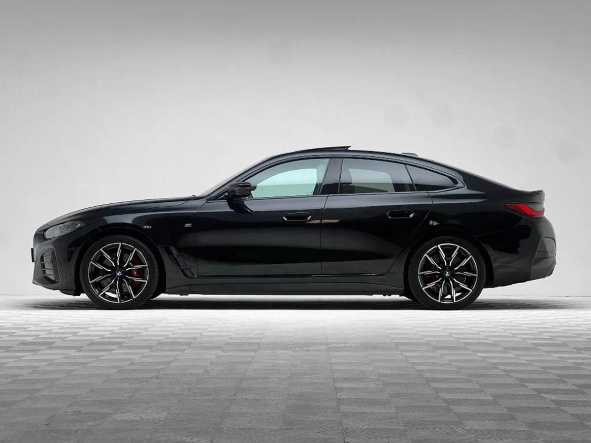 BMW i4 40 M SPORT EDRIVE *SUNROOF* - Image 4