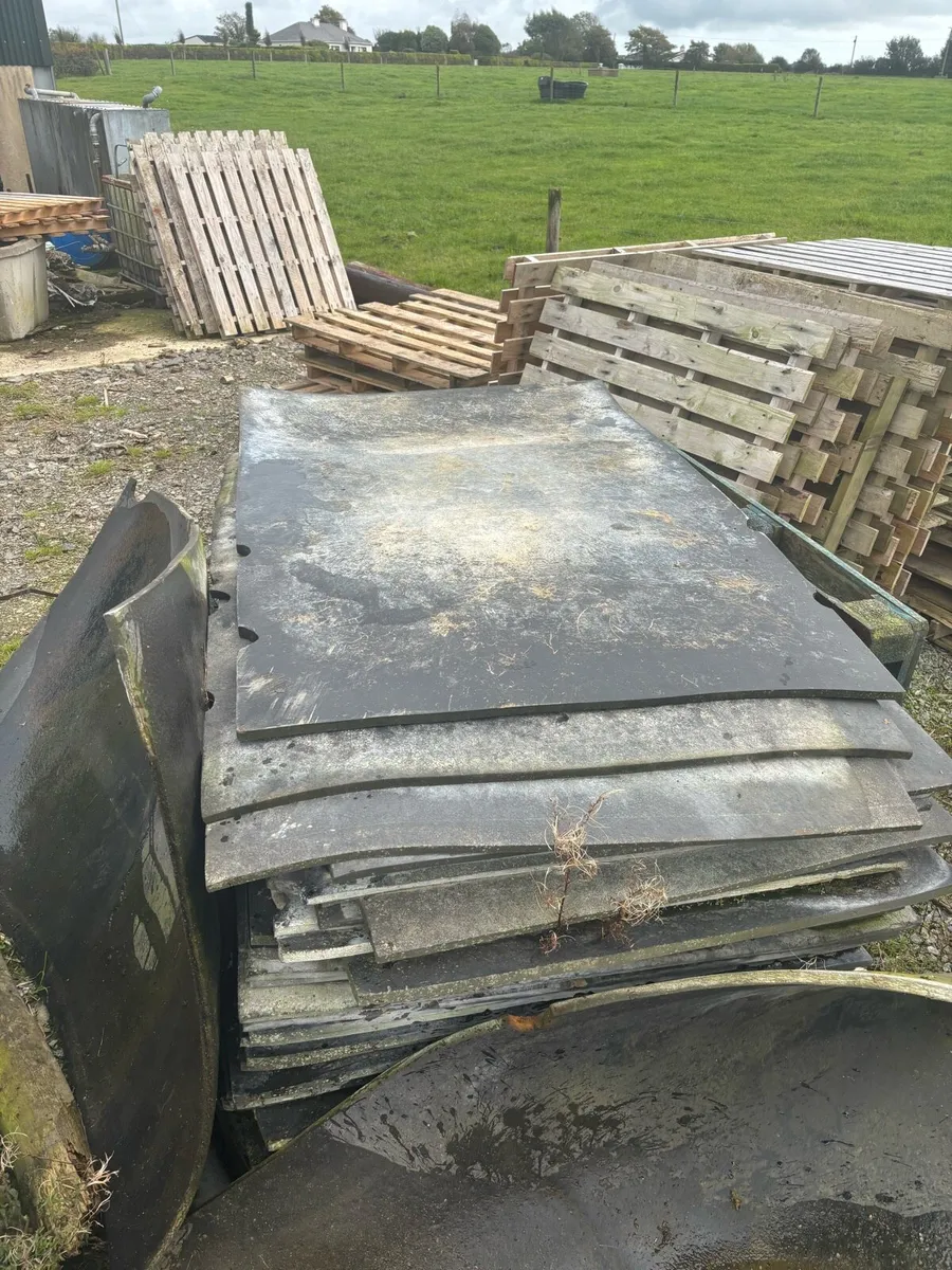 Used cubicle mats