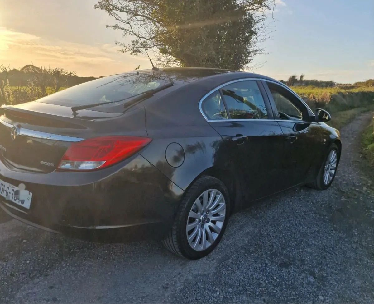 Vauxhall Insignia Sri 2.0 diesel - Image 3