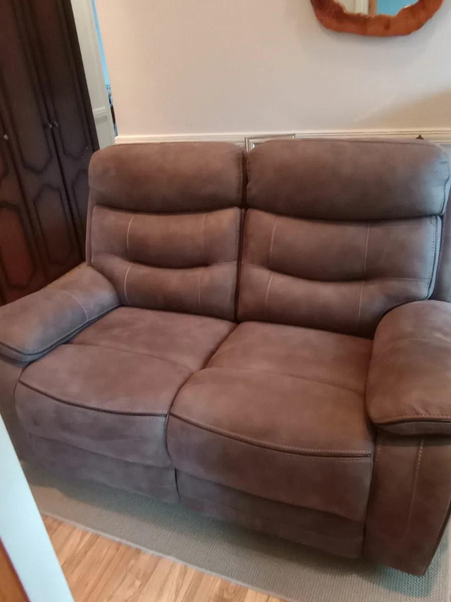 Two seater recliner sofa - Image 3