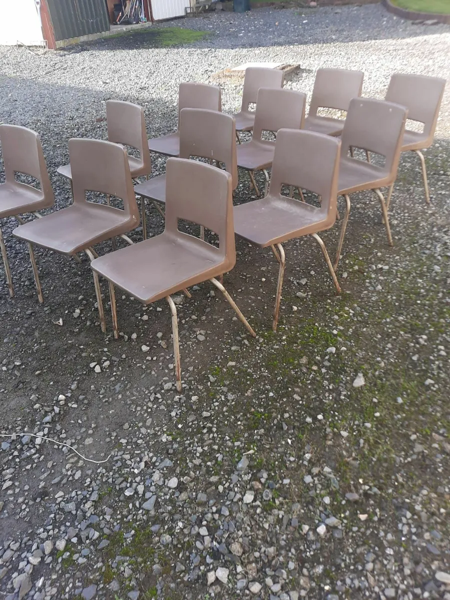 Poly chairs - Image 1