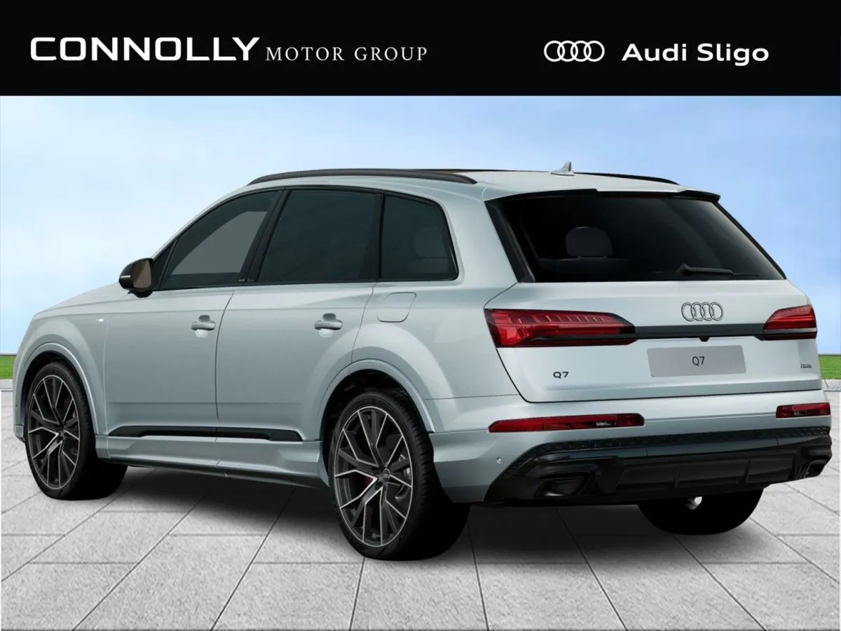 Audi Q7 3.0tfsi e Competition S-line 490HP Auto - - Image 3