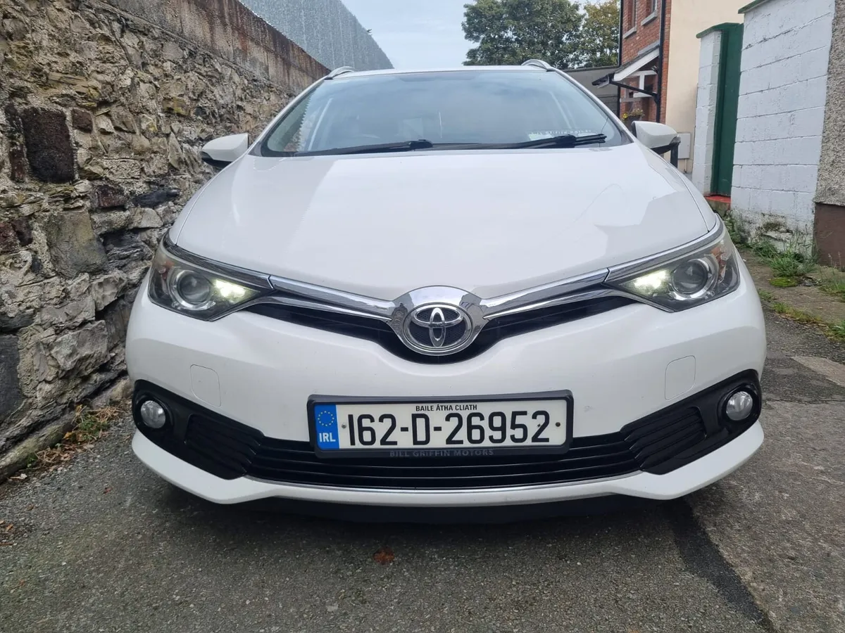Toyota Auris 2016 - Image 4
