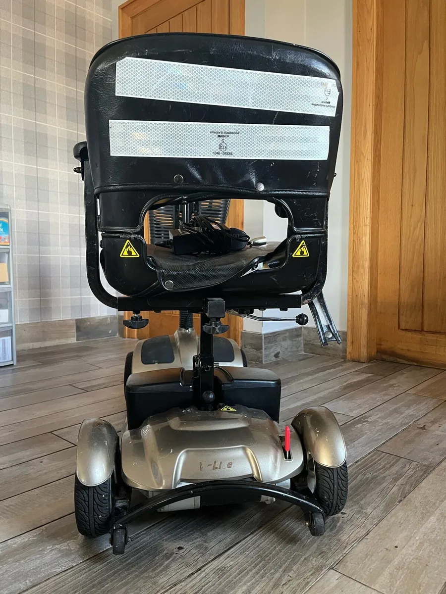 Mobility scooter - Image 2