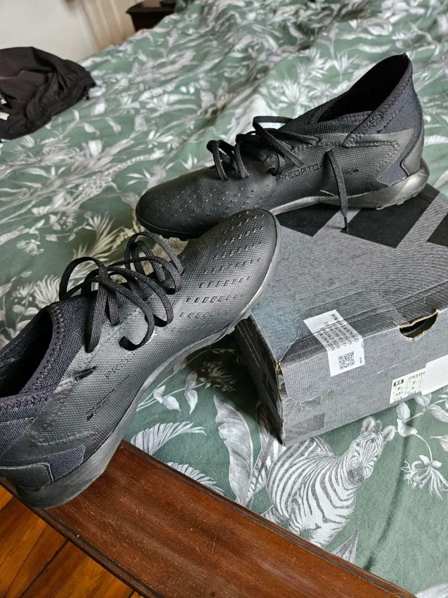 Adidas astro football boots - Image 2