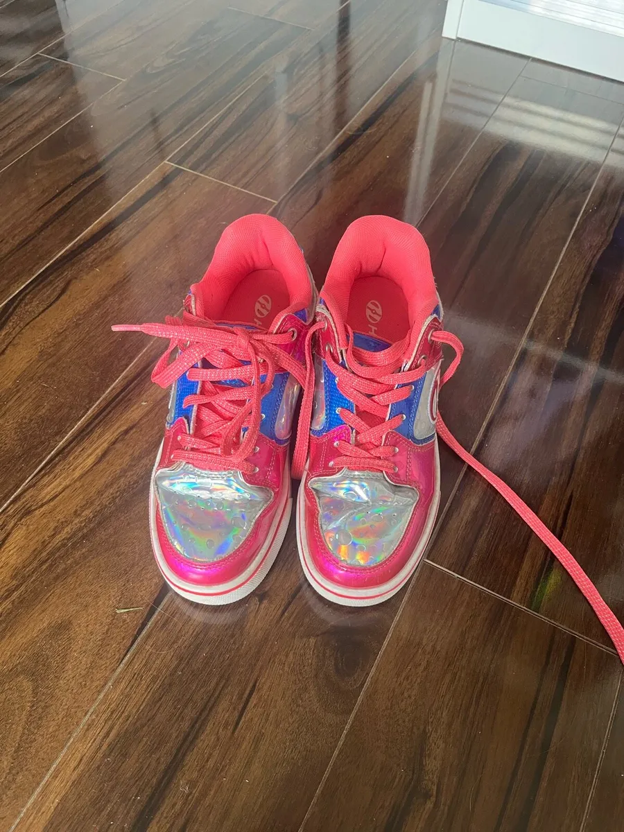 Girls Heelys - Image 1