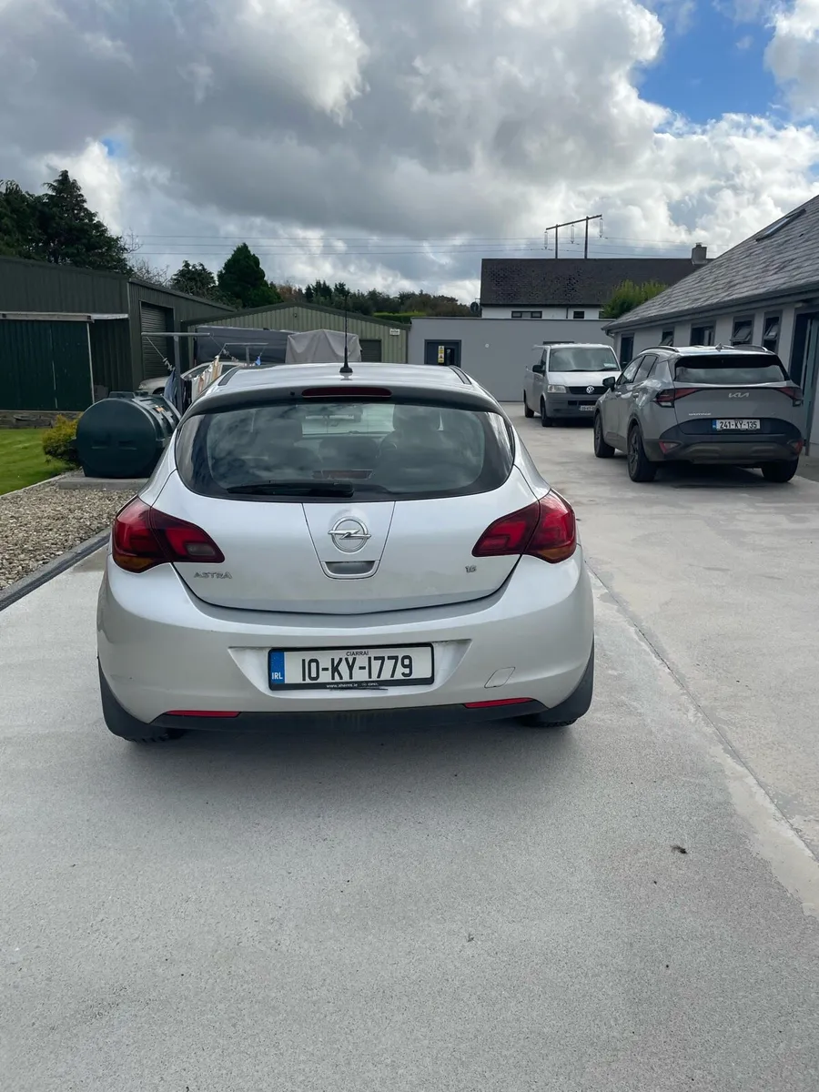 Opel Astra - Image 3