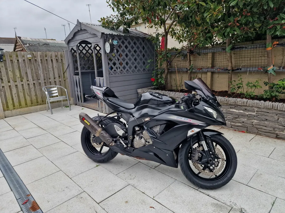 Kawasaki Ninja ZX6R 636 ABS - Image 3
