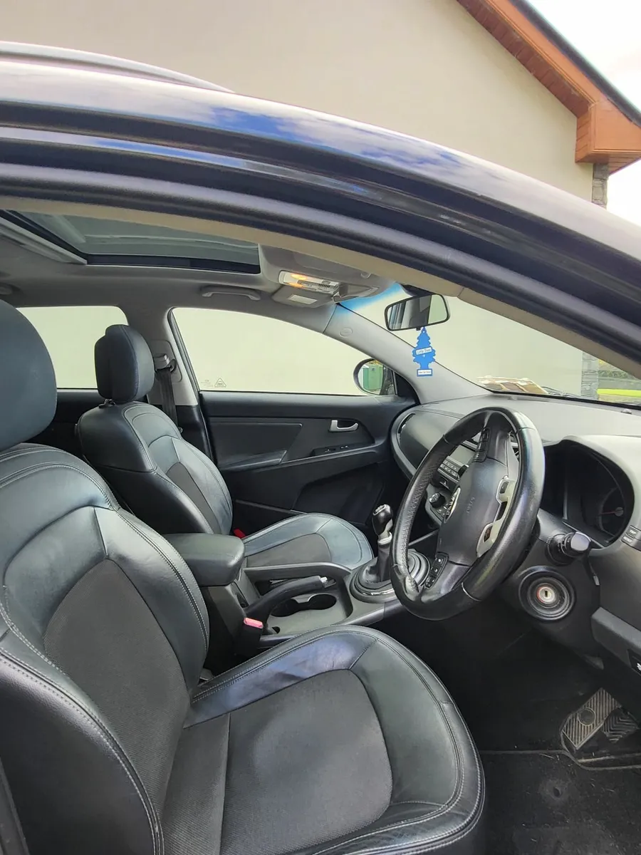 Kia Sportage 2013 - Image 2