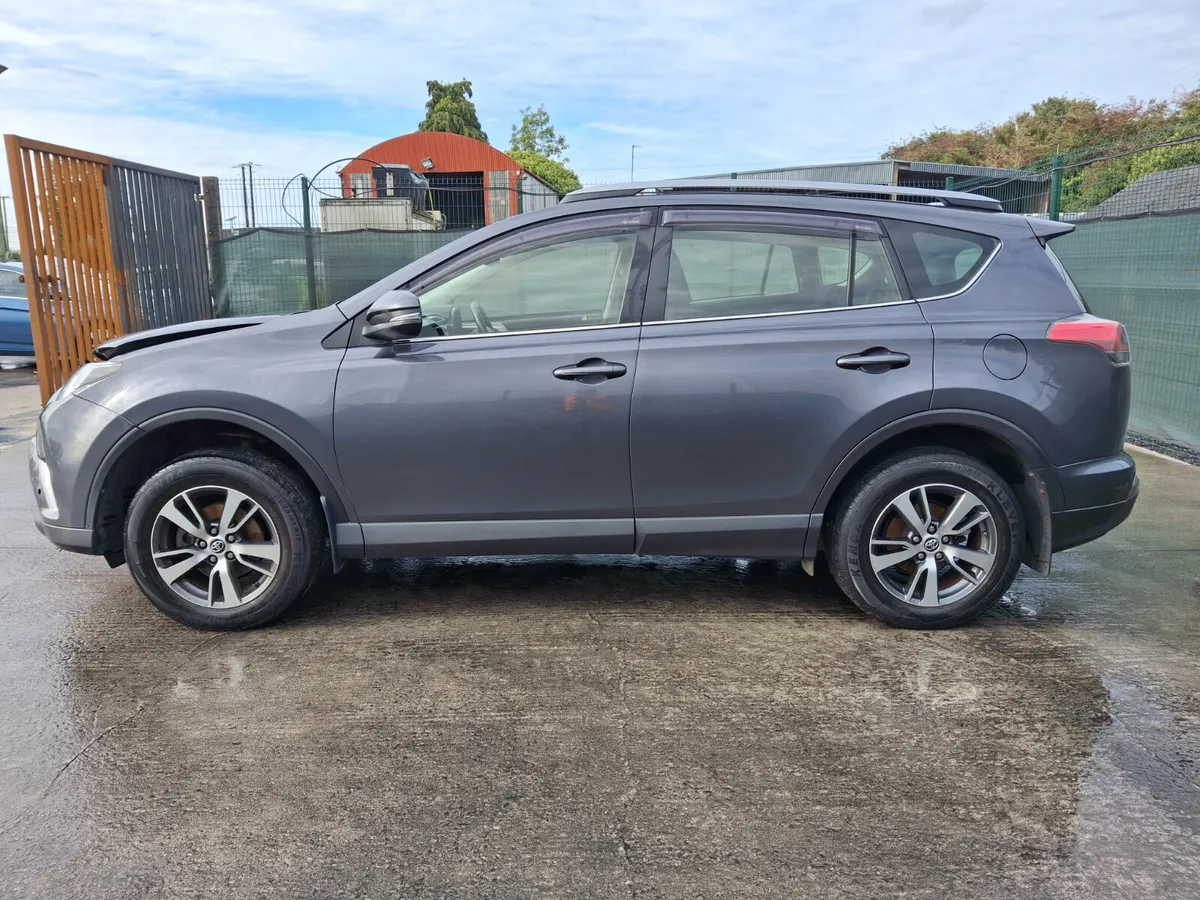 2018 Toyota Rav-4 2.0 D4D - Image 3