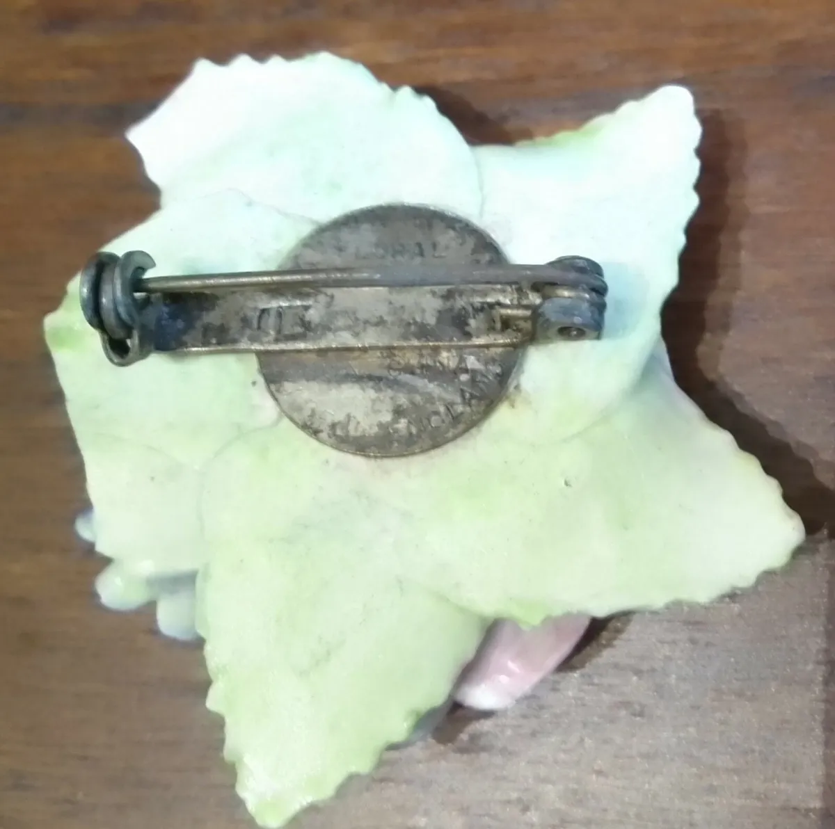 Royal Doulton Flower Brooch - Image 3