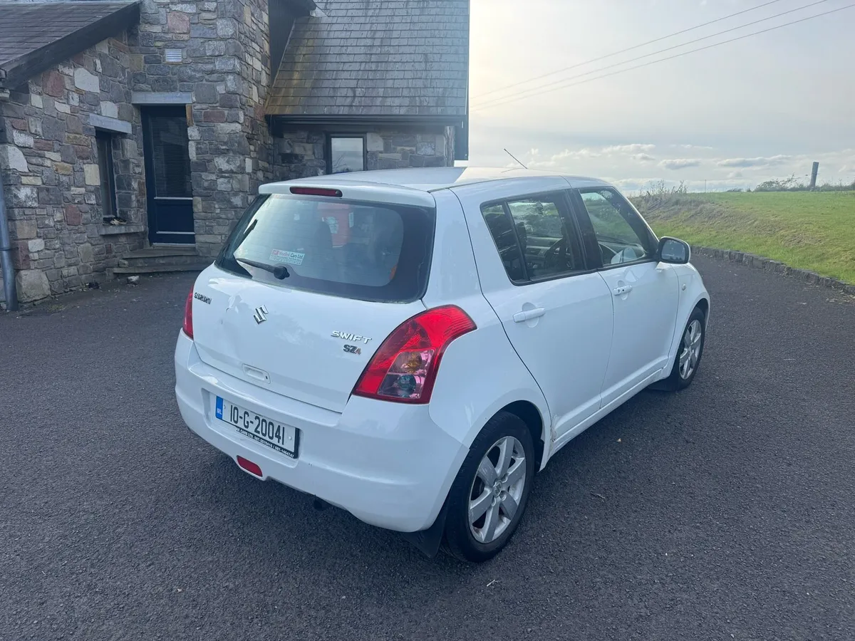 Suzuki Swift - Image 2
