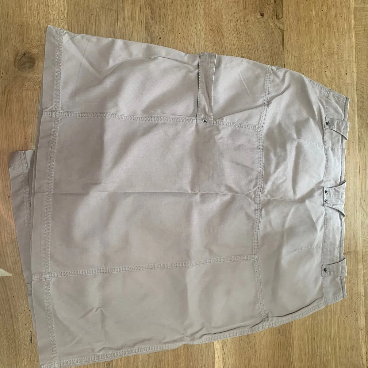 Beige skirt - Image 2