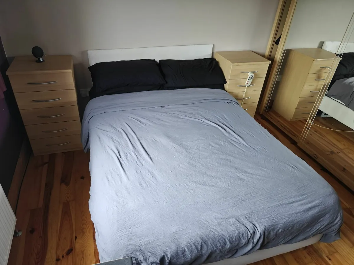 Double electric bed - Image 3