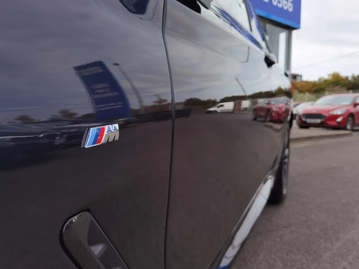 BMW IX3 80KWH M SPORT **SUNROOF** - Image 3