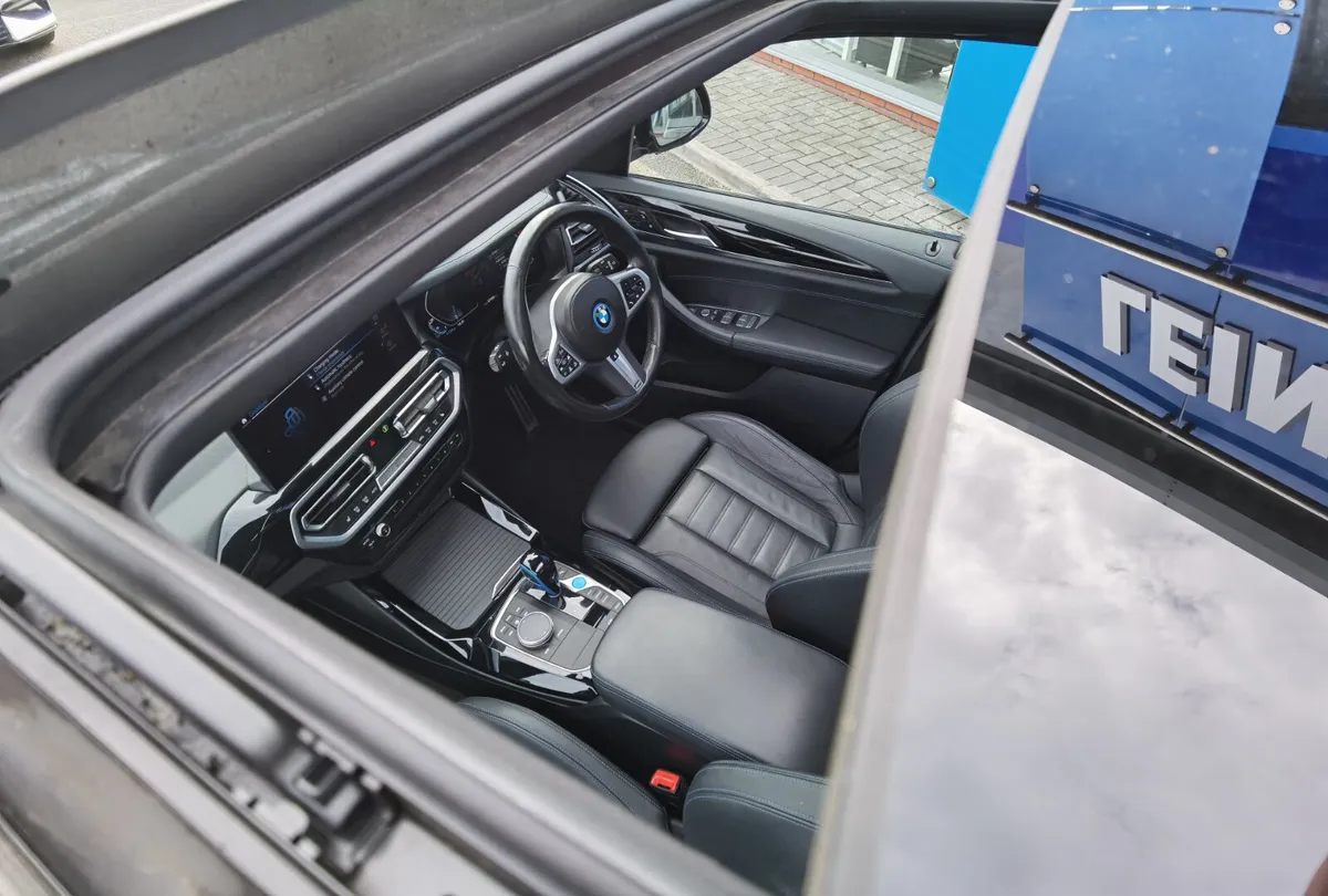 BMW IX3 80KWH M SPORT **SUNROOF** - Image 2