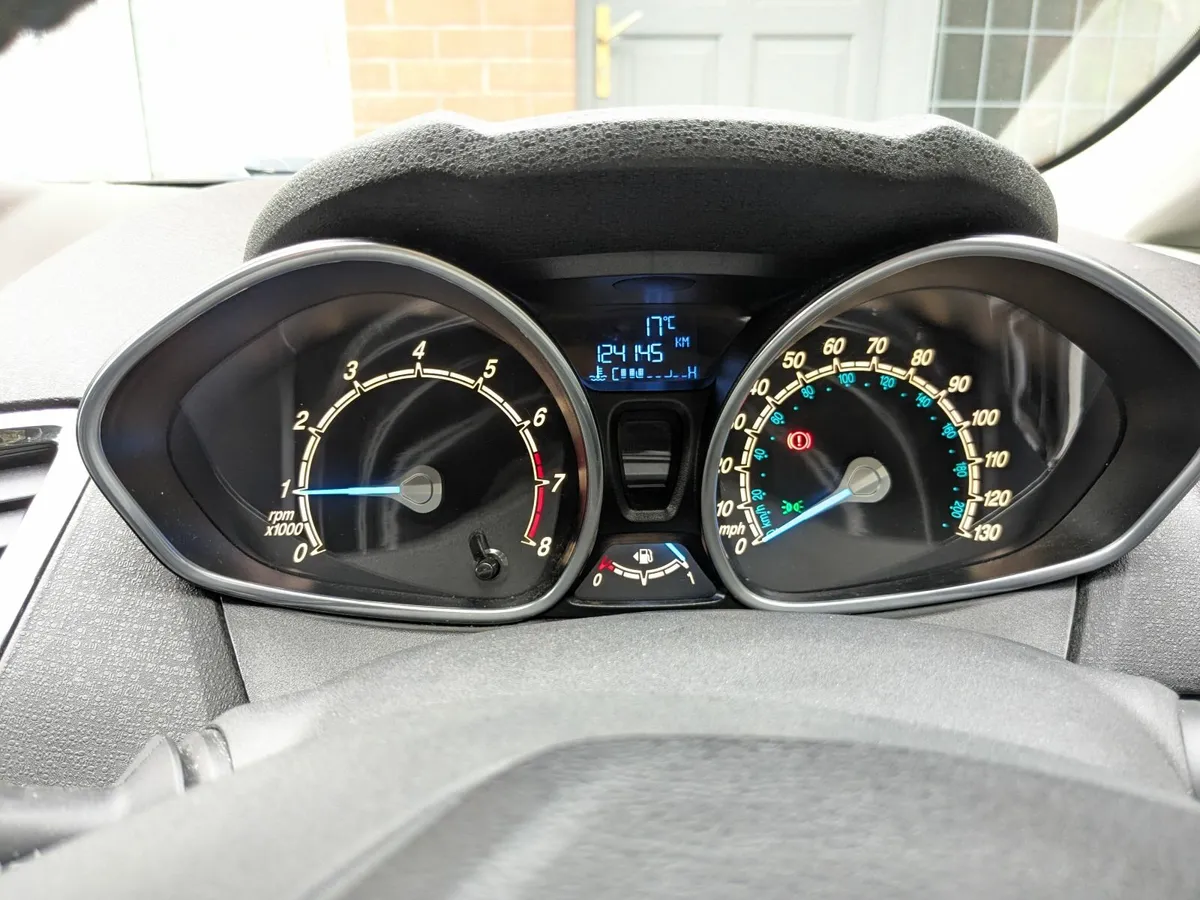 Ford Fiesta 2013 - Image 3