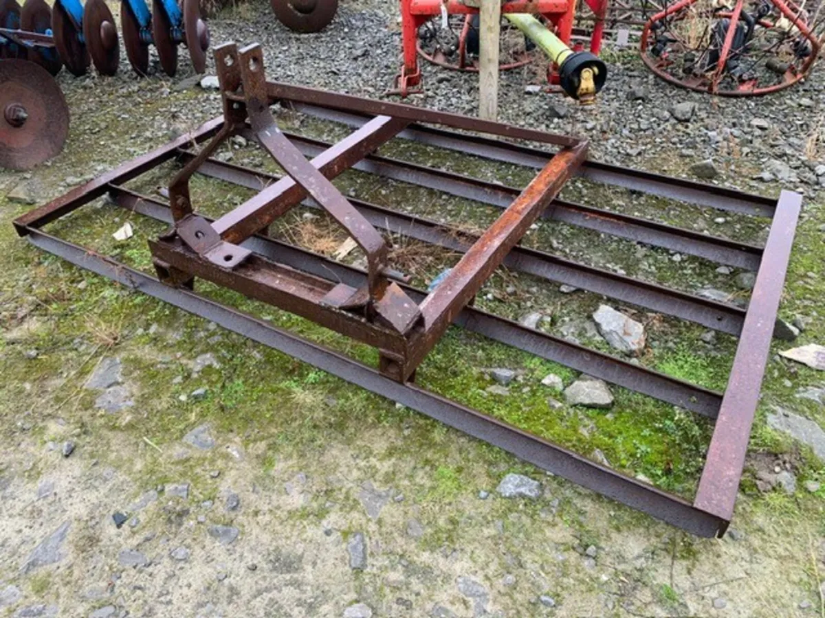 LANDLEVELLER 8' - Image 1